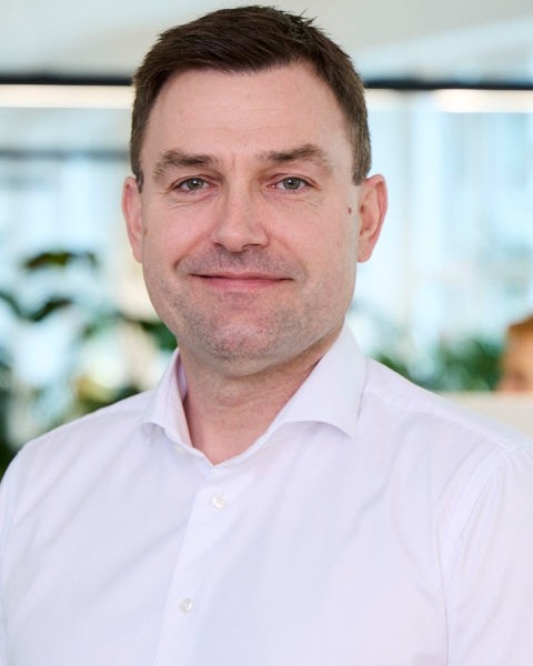 Services 20 Kim Bendix