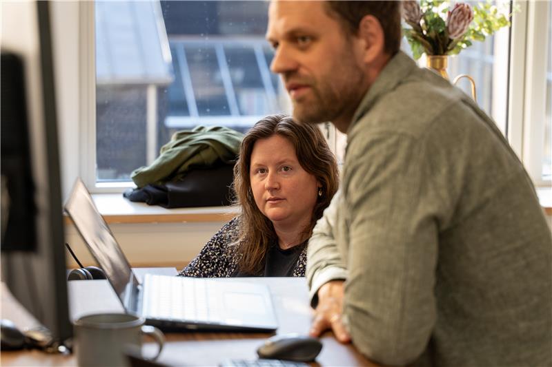 ALBA_prjgrp_Office_no_wtrmrk-037